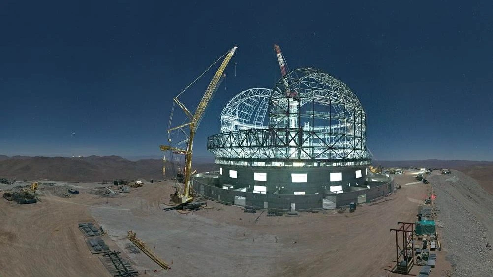 The ELT: A Giant Leap Forward – How the Extremely Large Telescope ELT is revolutionizing space exploration and astronomy.