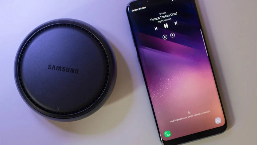 List of Samsung devices that support DeX for a desktop-like experience, including Galaxy S, Note, Z series, and tablets.